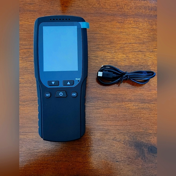 Air Quality Detector - Picture 1 of 5